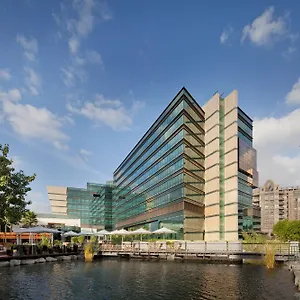 https://jumeirah-creekside-hotel.dubaihotelsoffers.com